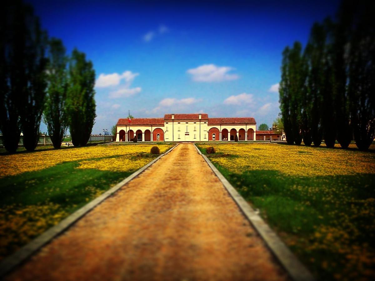 Villa Dello Spino Concordia sulla Secchia Kültér fotó